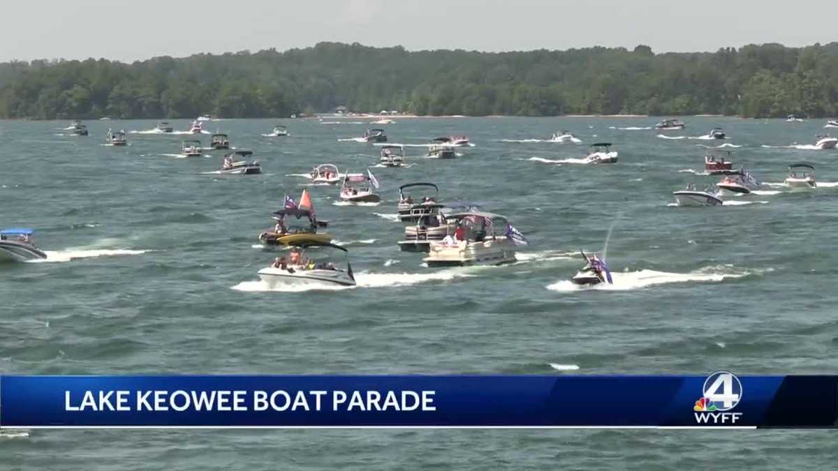 Boaters parade through Lake Keowee in support of President Trump