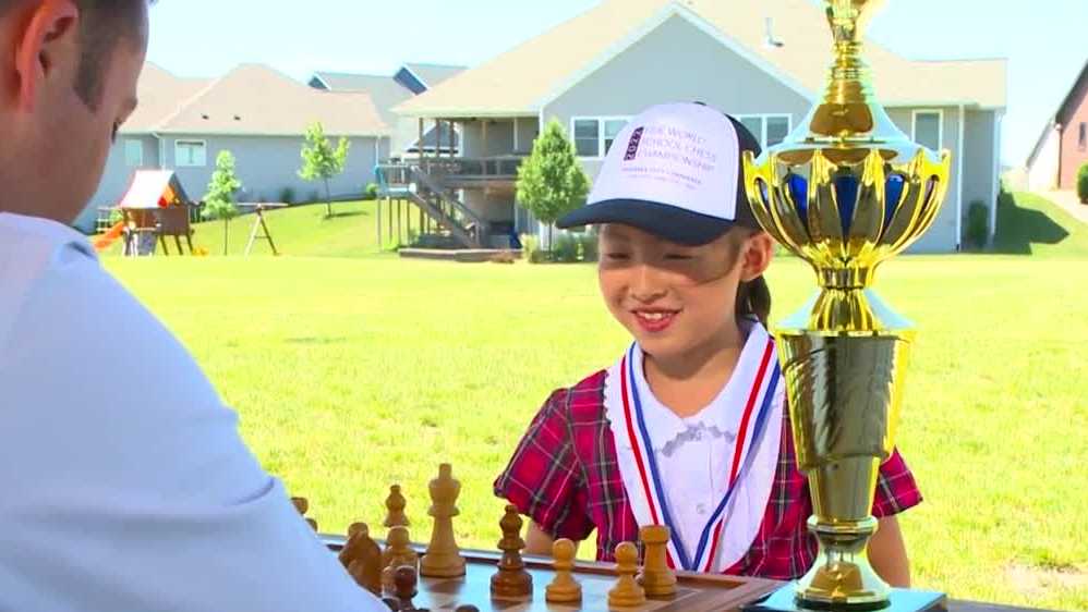 Teen Chess Prodigy Who Fled Iran Beats World Champion In Online Tournament  - I24NEWS