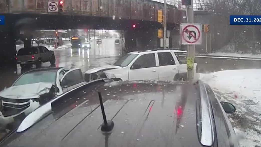 Dashcam video shows MCTS bus hit in chain-reaction crash