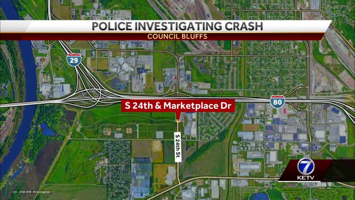 Police investigating crash that injured 7 people Sunday afternoon