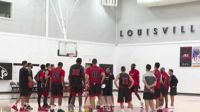 Louisville basketball legends return home to play in tournament