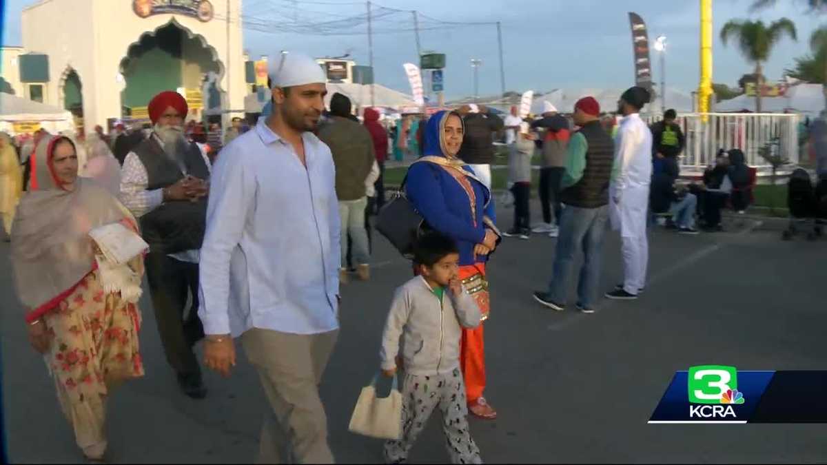 Sikh parade draws thousands to Yuba City