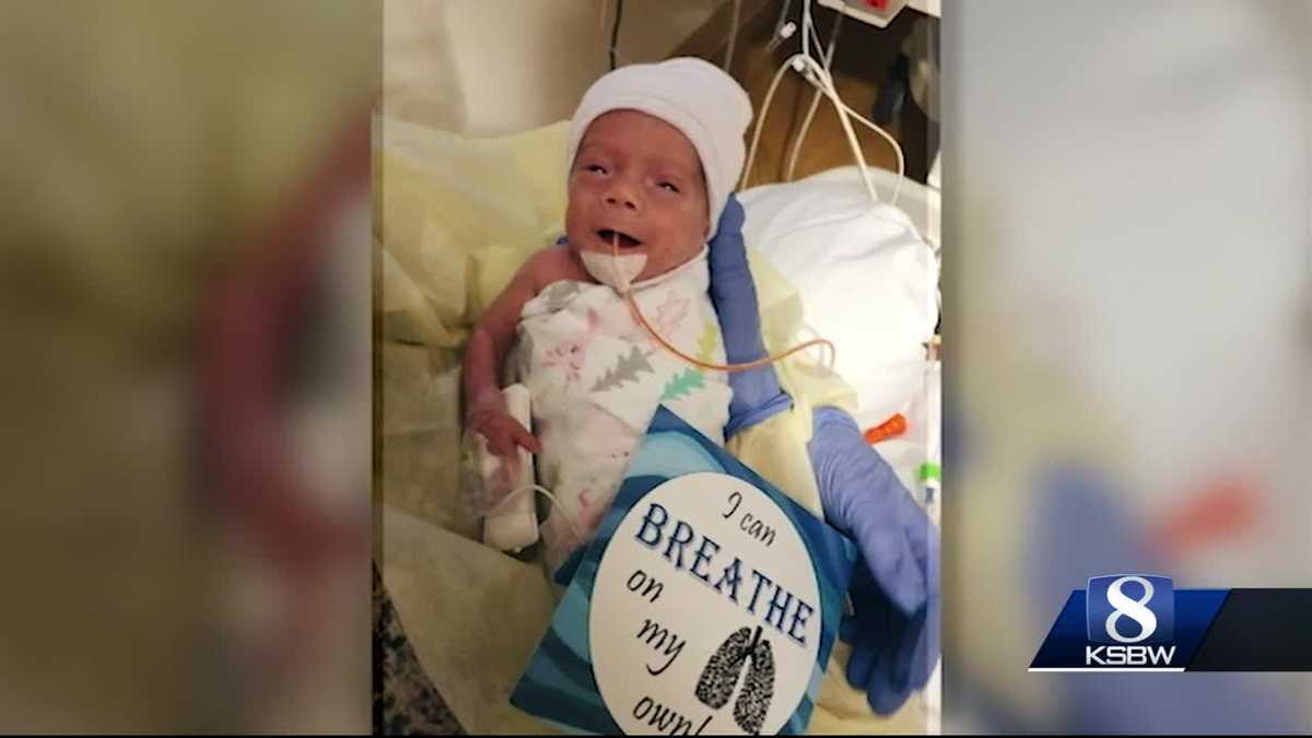 Miracle baby born weighing 1 pound