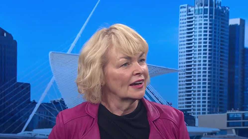 Milwaukee Downtown's CEO stepping down after 27 years