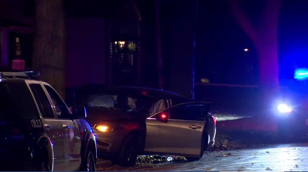 One man dead after car slams into tree in Milwaukee