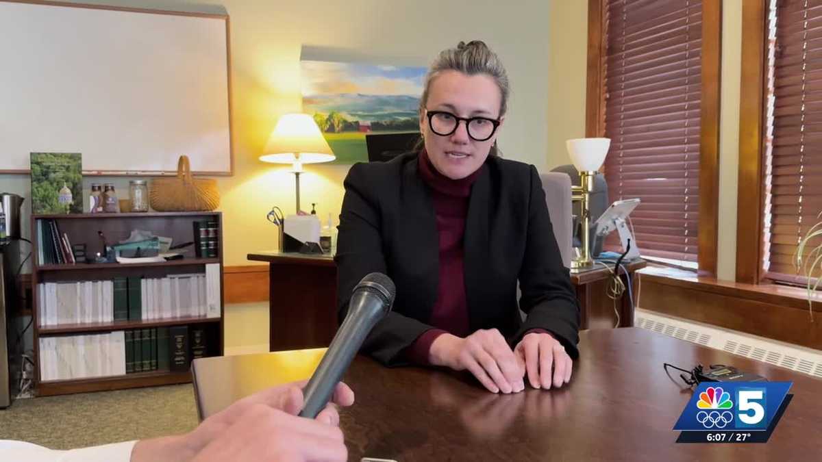 Vermont legislative leaders, governor to push for school redistricting plan next session