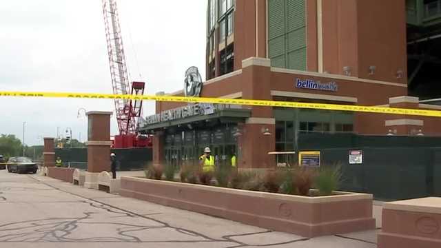 Worker injured in construction area at Lambeau Field - Vimarsana News