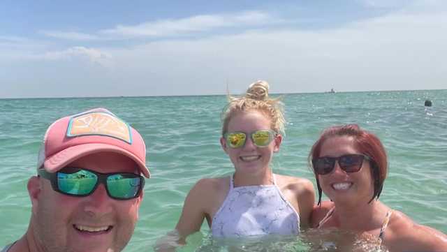 Family remembers Hardin Co. woman killed in tragic accident with plane propeller - Vimarsana News
