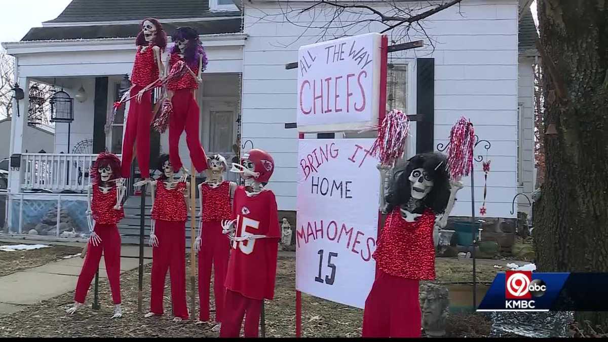 Chiefs Mania Takes Over Clinton Missouri