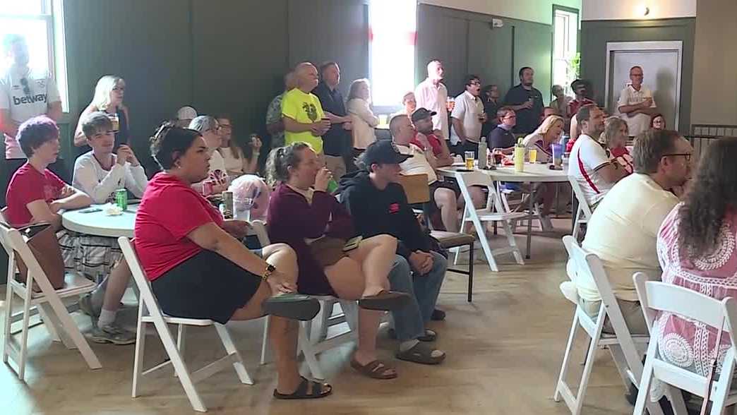 England supporters see World Cup dream end at Shawnee brewery watch party