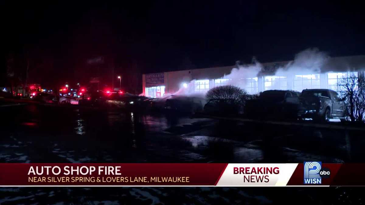 Police: Someone set fire at Milwaukee auto repair