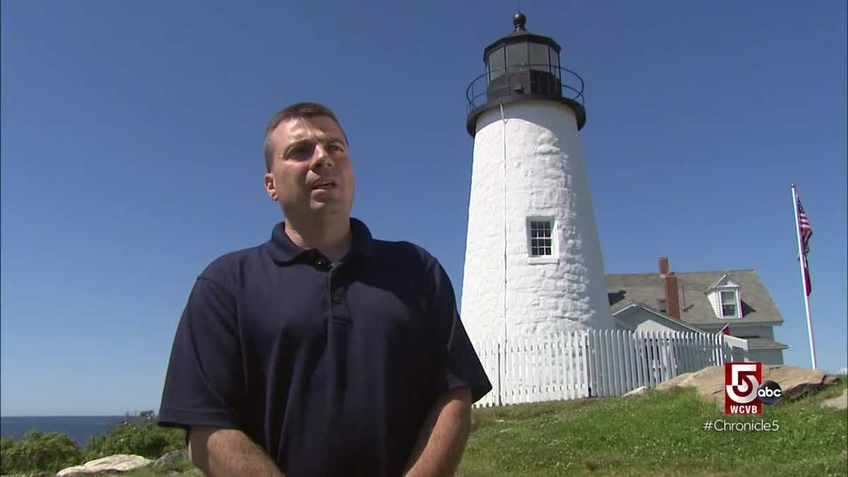 This lighthouse was commissioned by President George Washington in 1795