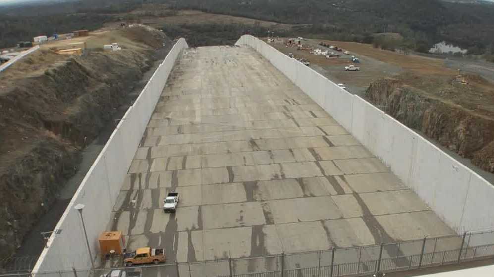 DWR prepares Oroville Dam spillway for winter releases - KCRA Sacramento
