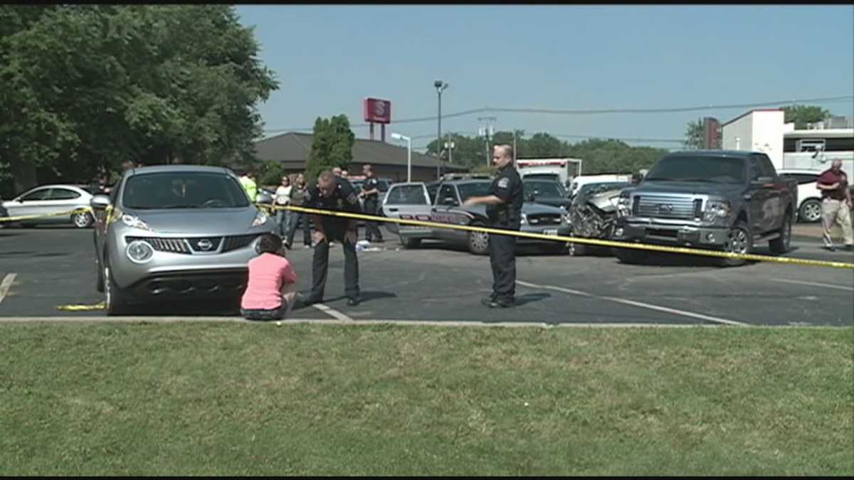 Man faces several charges after high-speed chase in Louisville