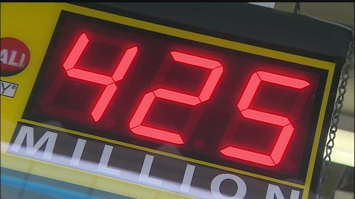 Stores with past Powerball winners lure crowds