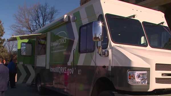 governor launches mobile workforce center