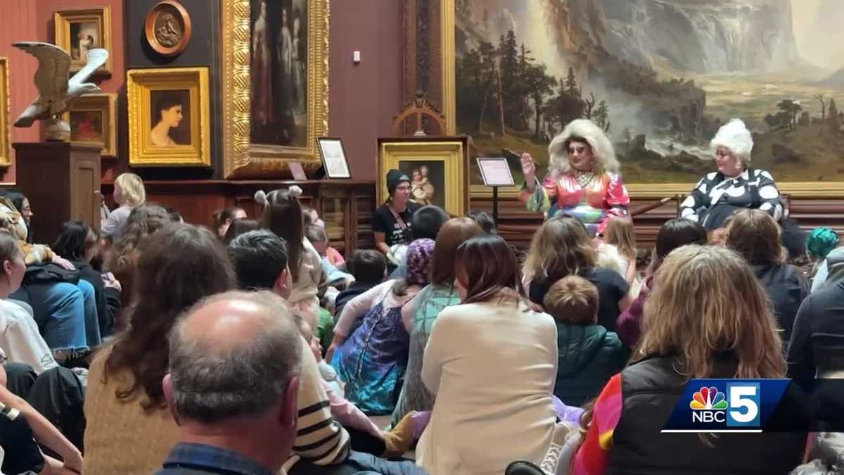 Drag Story Hour draws support and protest in St. Johnsbury