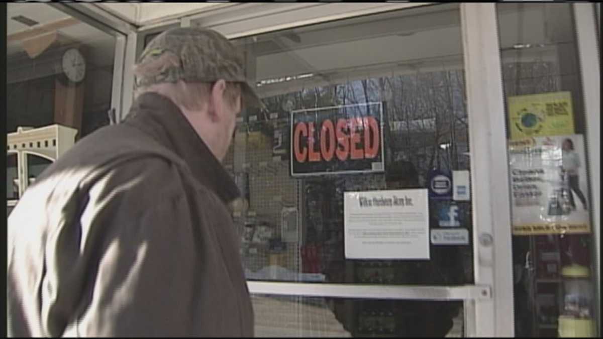More than century old Maine hardware store closes