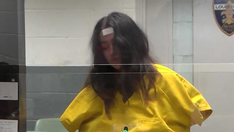 Judge sets bond for Louisville mother charged in crash that killed her baby