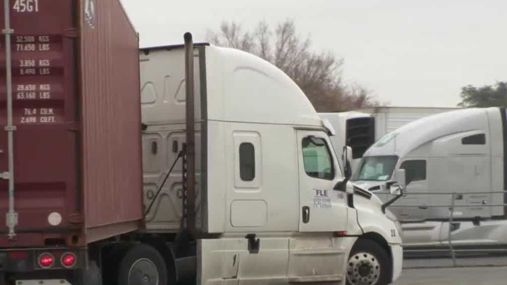 More than 550 U.S. commercial driving schools to close; 31 are in California