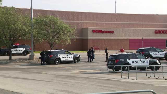 Omaha police arrest 2 people after carjacking at Target - Vimarsana News