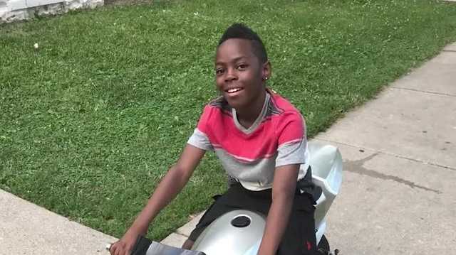 Police: 15-year-old Milwaukee teen found unresponsive near train tracks - Vimarsana News
