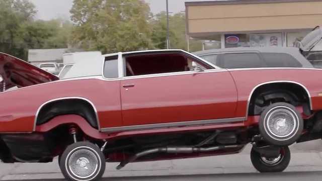 Sacramento lowriders to celebrate year after ban repealed - Vimarsana News