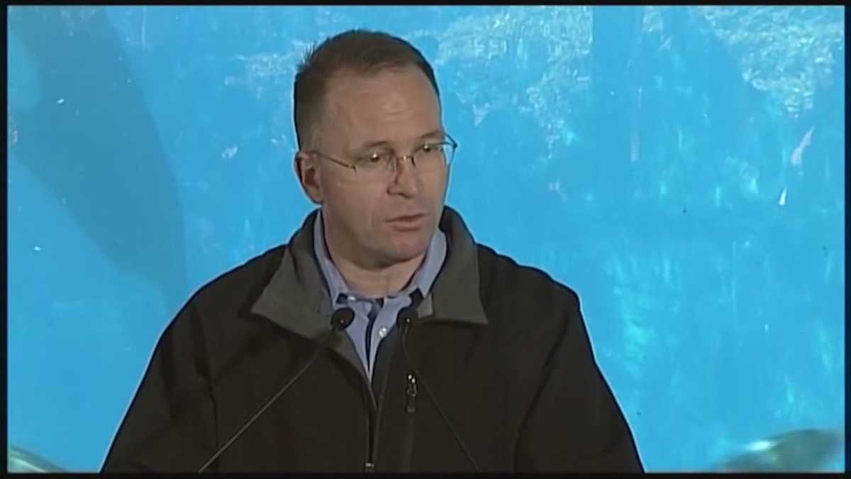 Unknown number of layoffs looming as SeaWorld CEO steps down