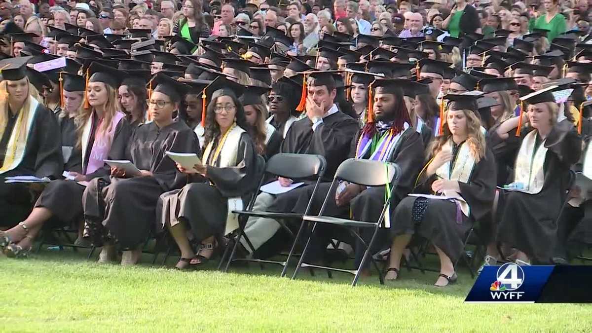 Parents receive diplomas in honor of students who lost their lives ...