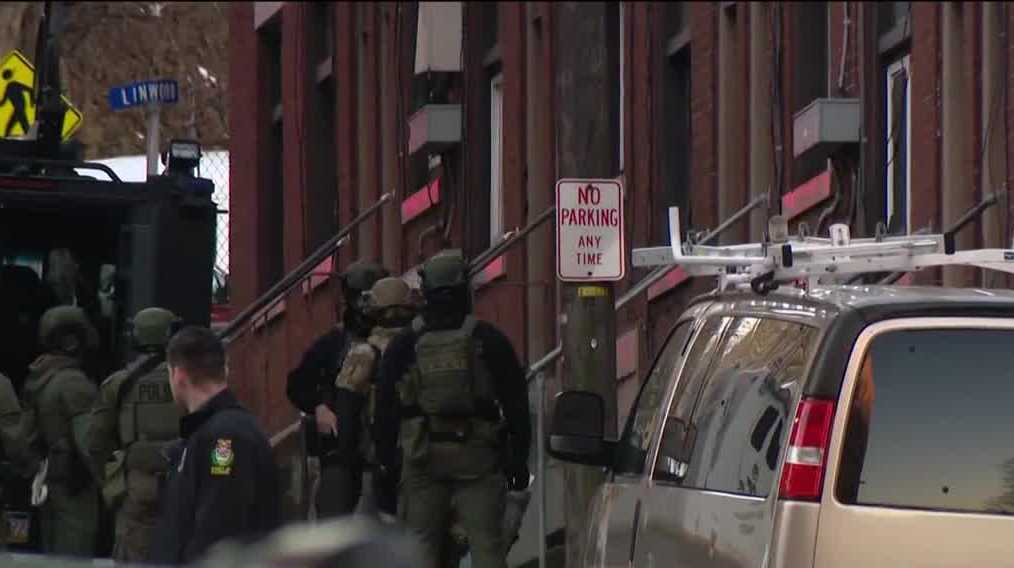 麦基斯波特SWAT行动以嫌疑犯被拘留结束