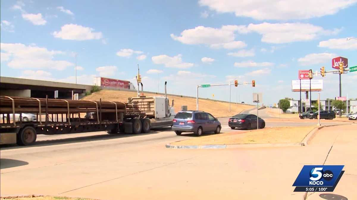 Oklahoma City road rage turns to knife fight near I-35, driver rushed to hospital
