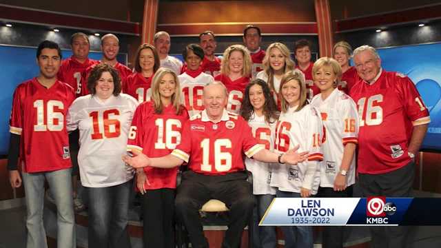 Current, former KMBC 9 News colleagues remember Len Dawson - Vimarsana News