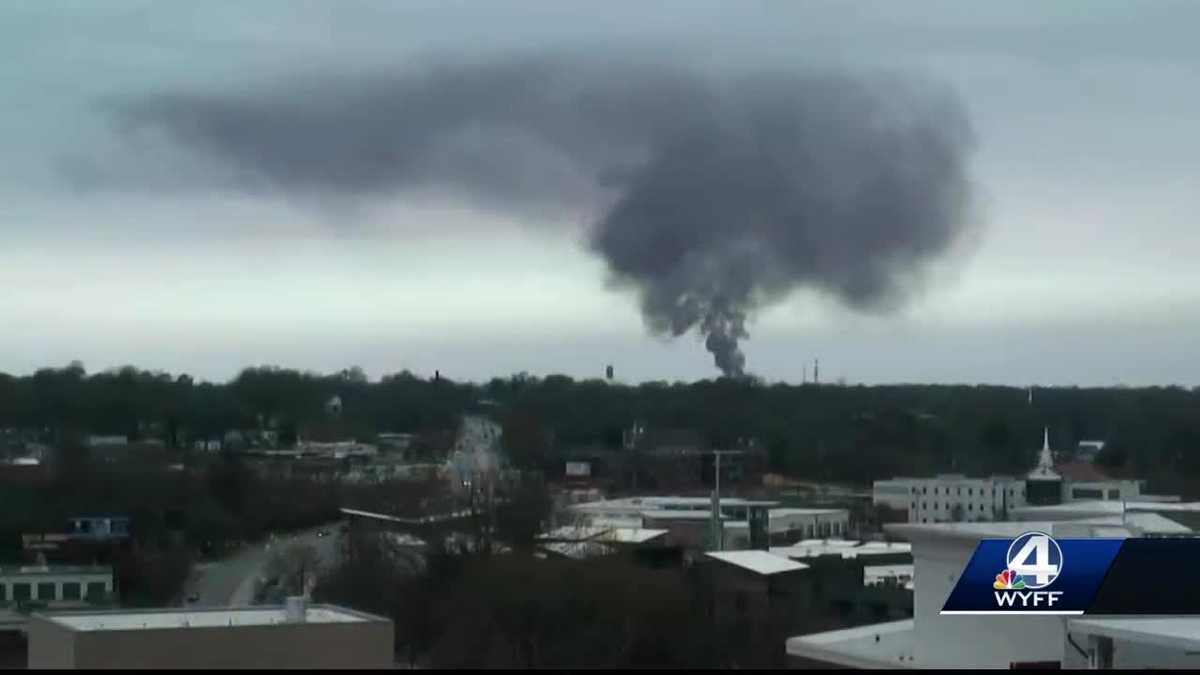 Fire near downtown Greenville sends plume of smoke over area