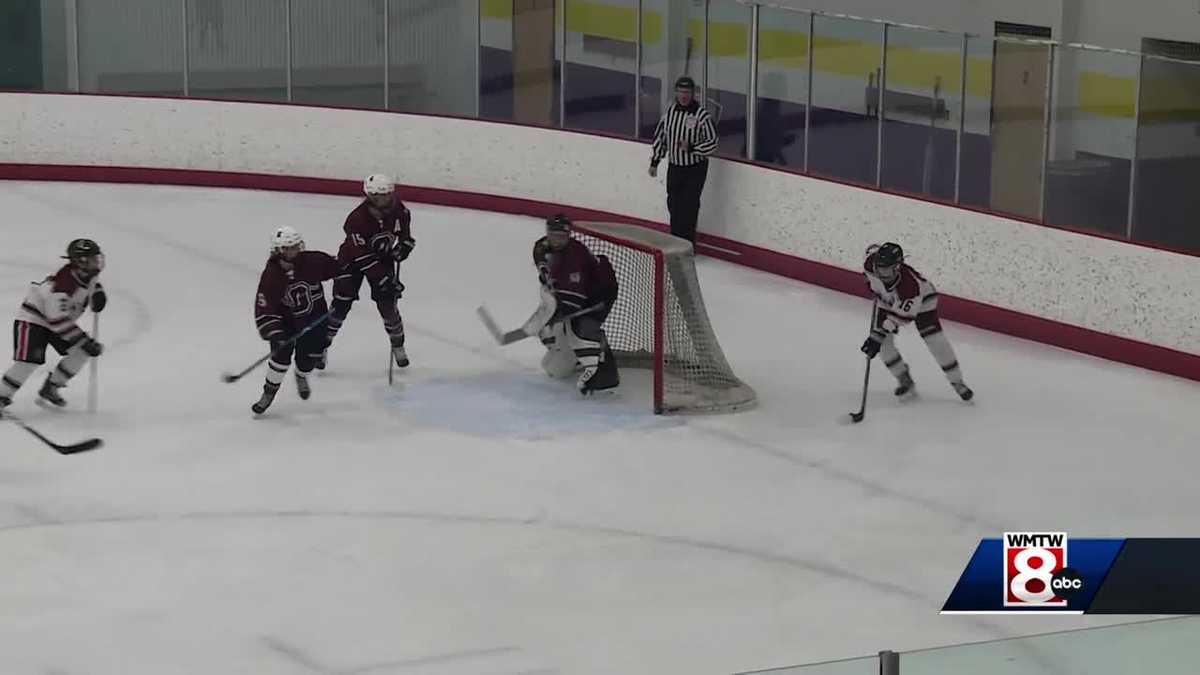 Gorham coop girls hockey team wins