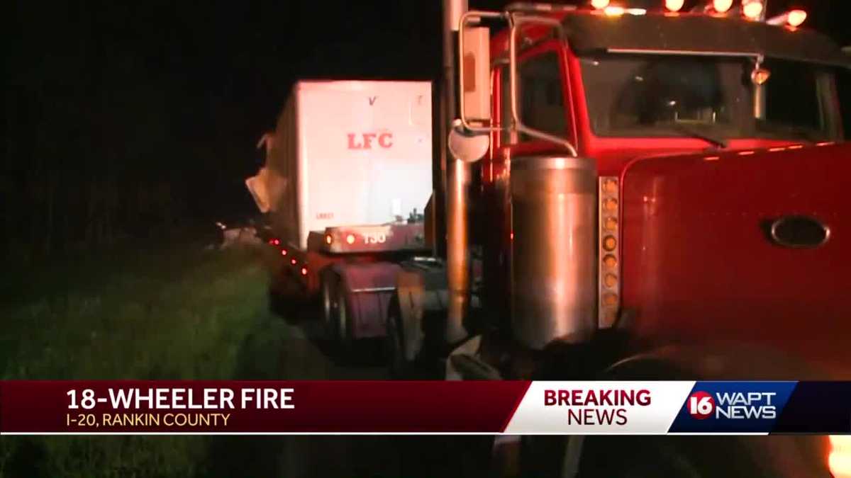 18wheeler catches fire in Pelahatchie