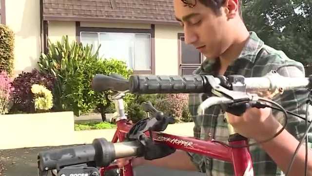 High schoolers give free bikes to those in need - Vimarsana News