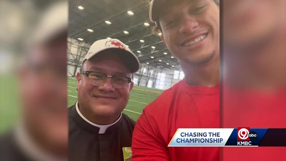 Kansas City Chiefs Team Chaplain Keeps Team Centered on Faith