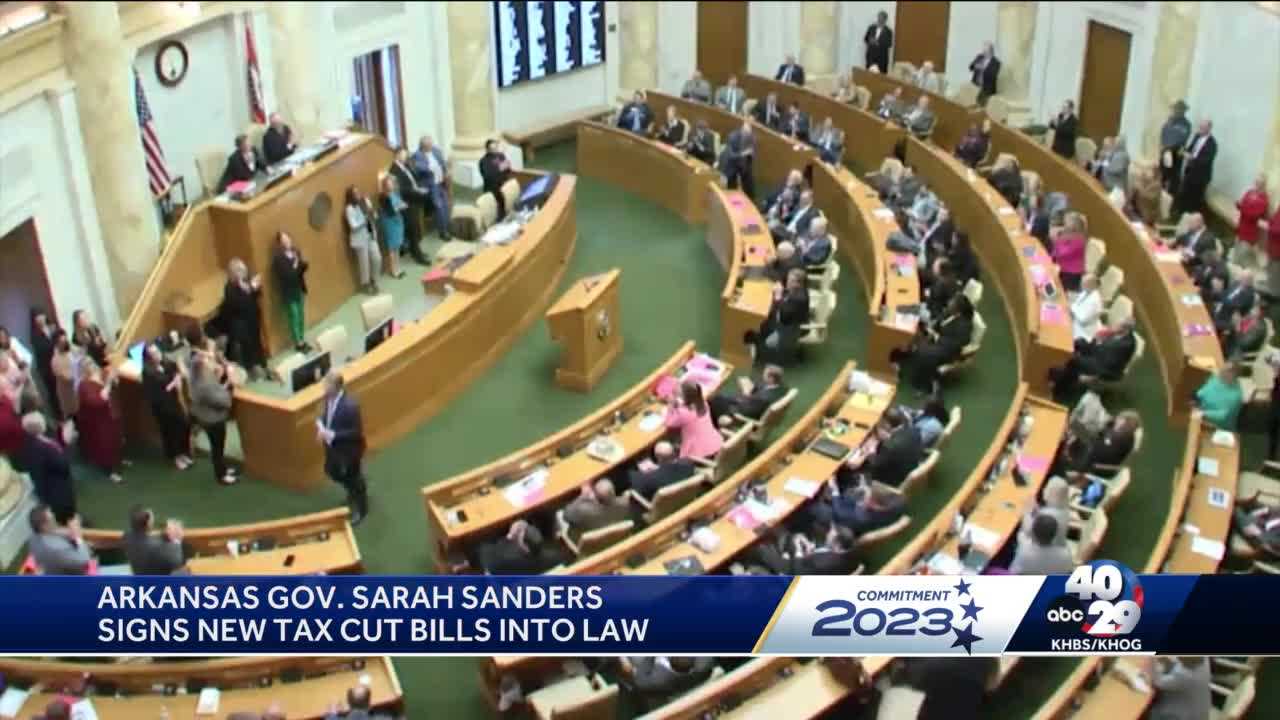 Arkansas Gov. Signs Bill Cutting State Income Taxes