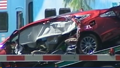 Train hits car in Boca Raton, elderly woman killed
