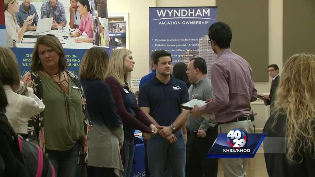 University of Arkansas hosts job fair