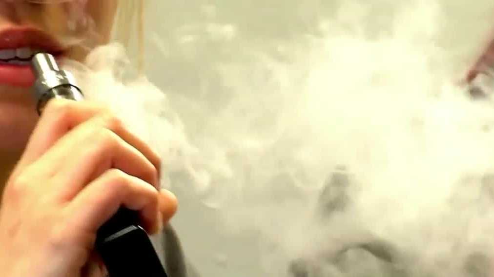 Iowa attorney general stands up for ecigarettes after winning 1998 big