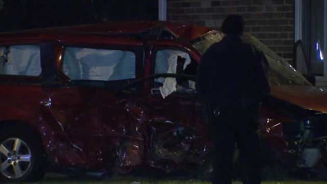 Police investigate deadly crash in Milwaukee - Vimarsana News