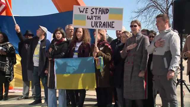 Video: Milwaukee faith, community leaders hold rally to support Ukraine - Vimarsana News