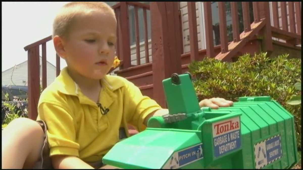 An Unusual Bond Between a Boy and a Truck Driver