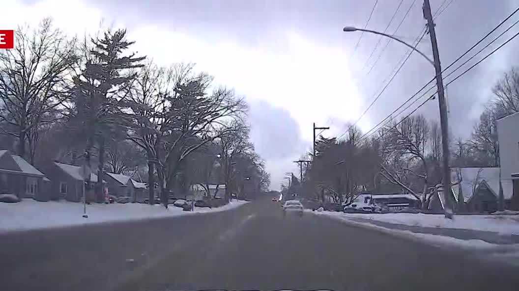 Kansas City extends snow cleanup; road, trash delays into Tuesday