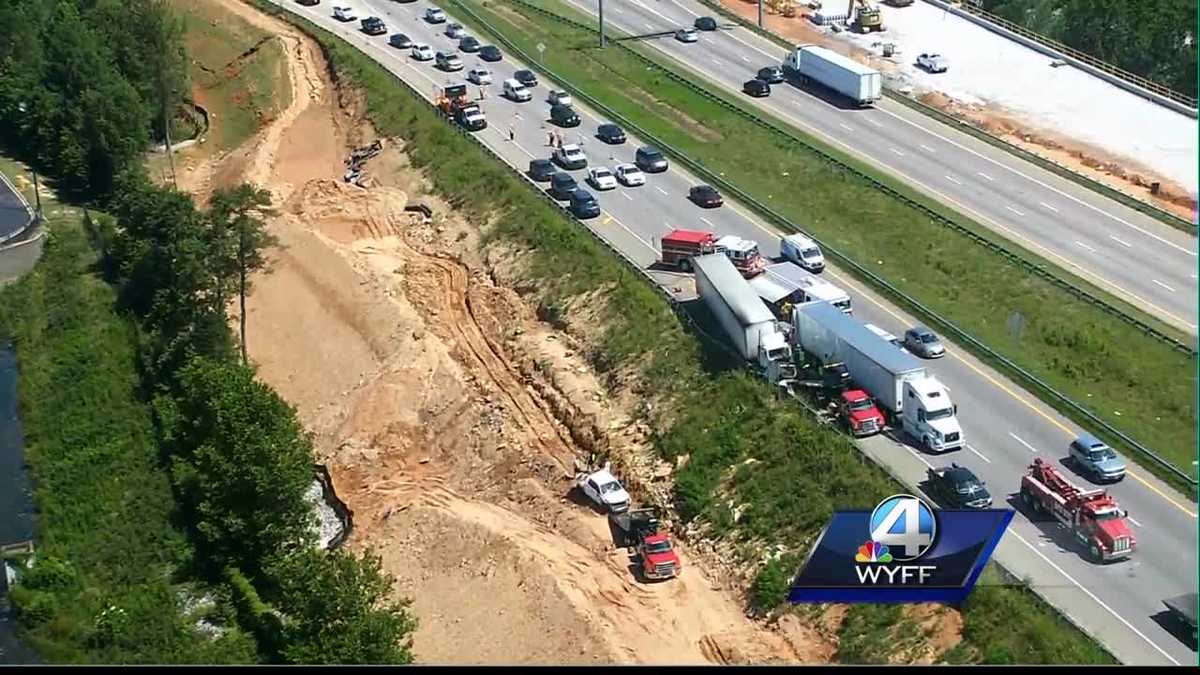 Greenville Police investigating crash that killed two people and
