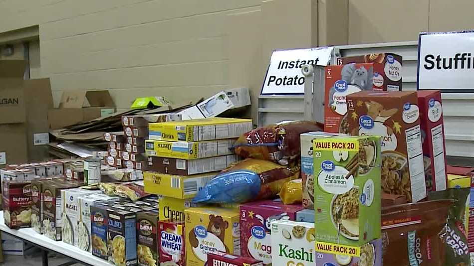Oldham County Christmas food drive will feed hundreds of families
