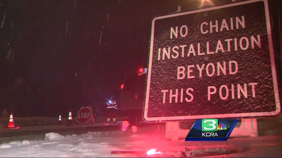 Caltrans clears roads as snow moves into Sierra