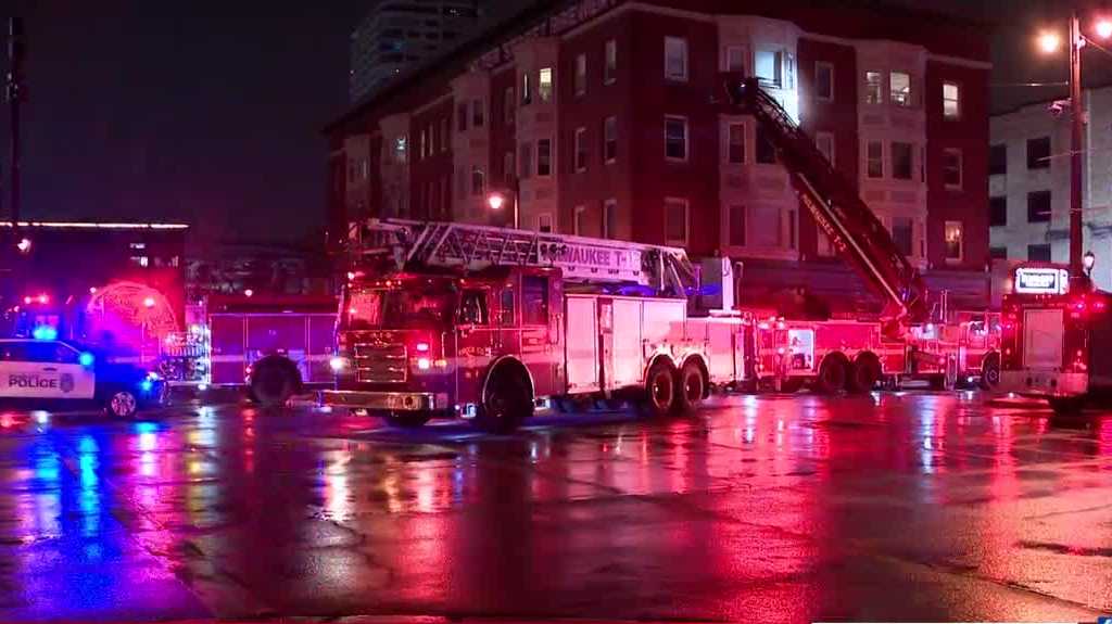 No injuries in apartment fire above Milwaukee brewery - WISN