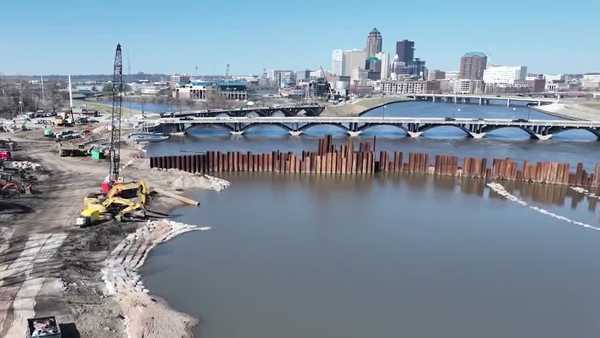 des moines river project unveils new whitewater features